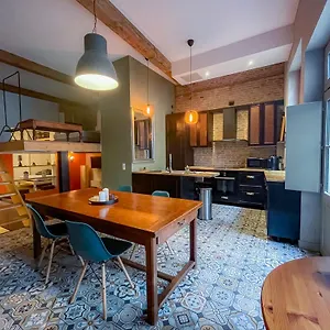 Hiding Place - Loft Toulousain Unique Appartement